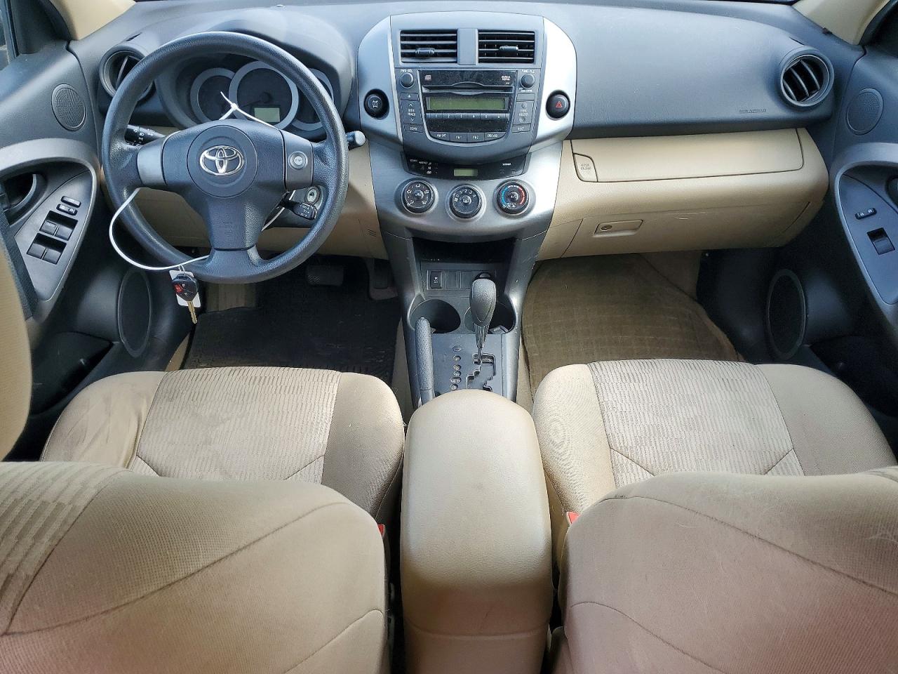 Toyota RAV4 Base