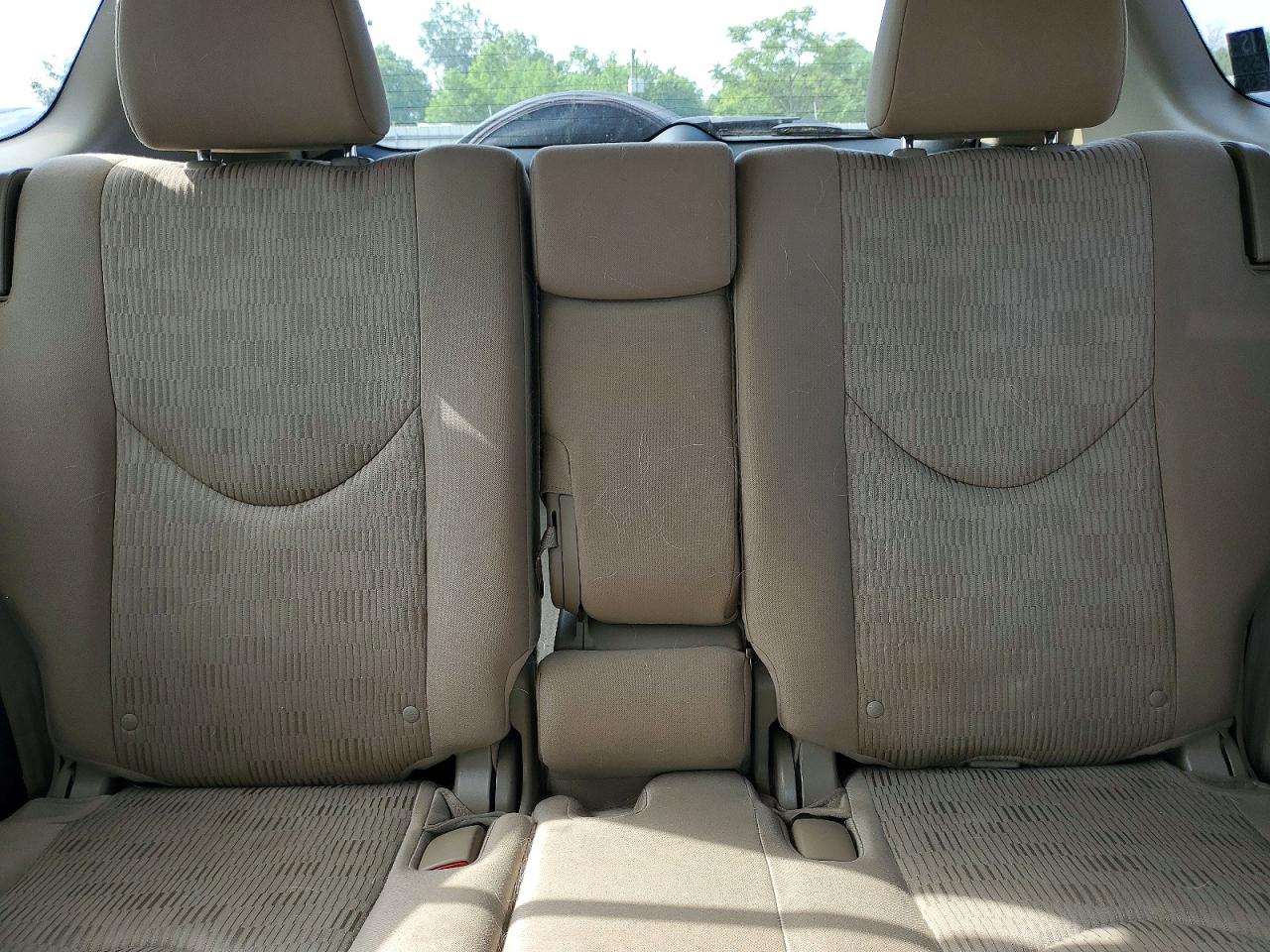 Toyota RAV4 Base