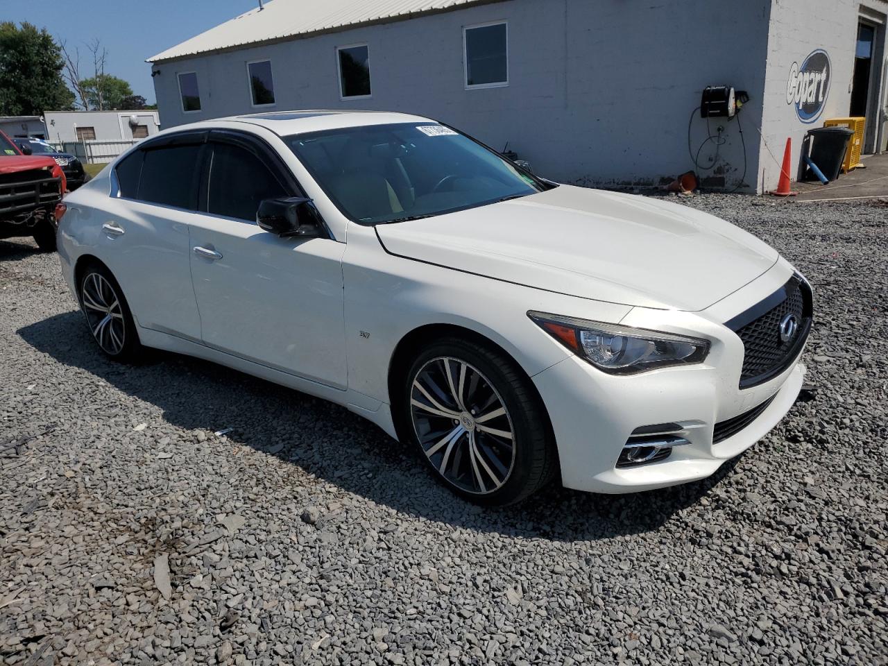 INFINITI Q50 Base