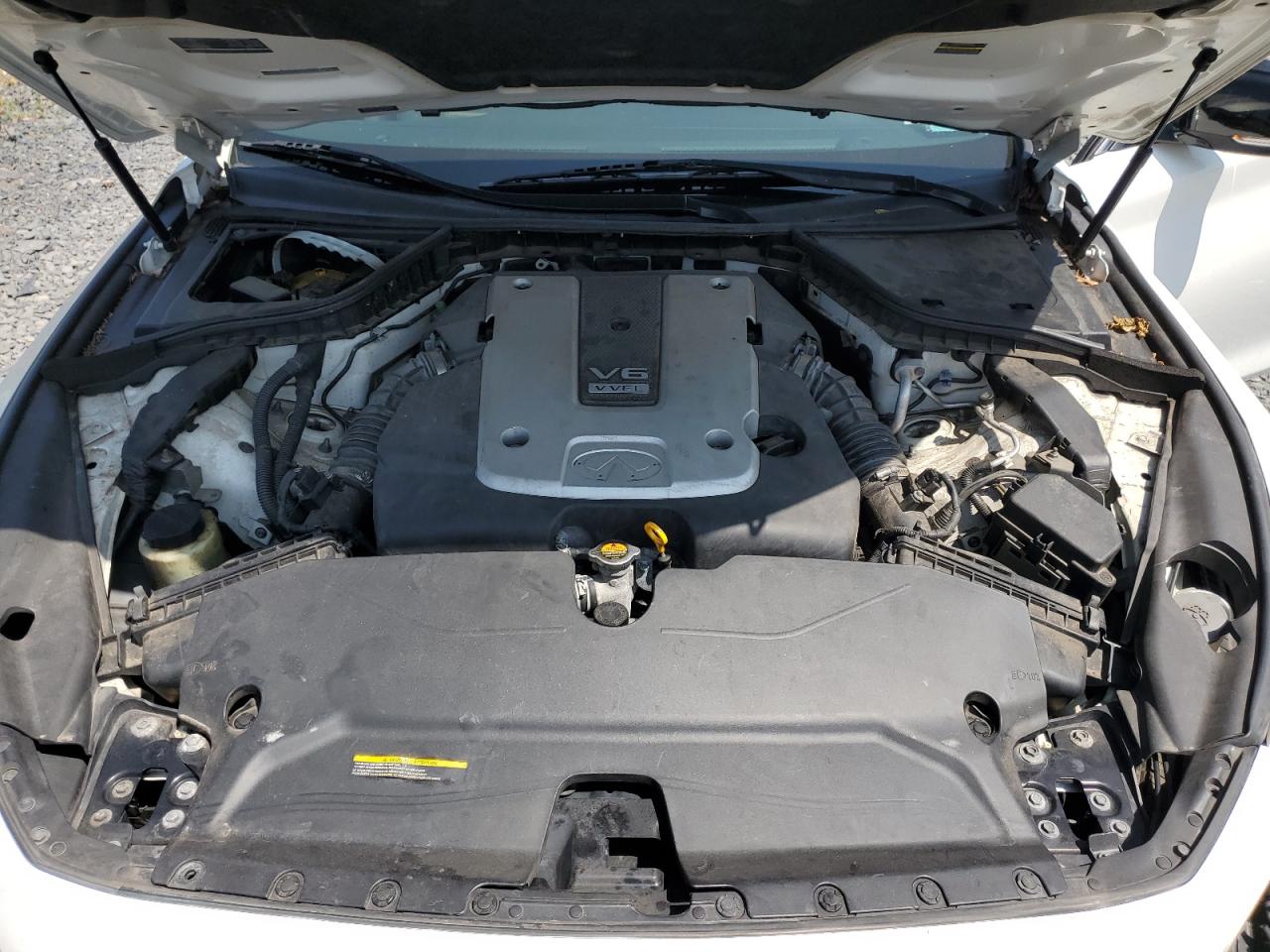 INFINITI Q50 Base