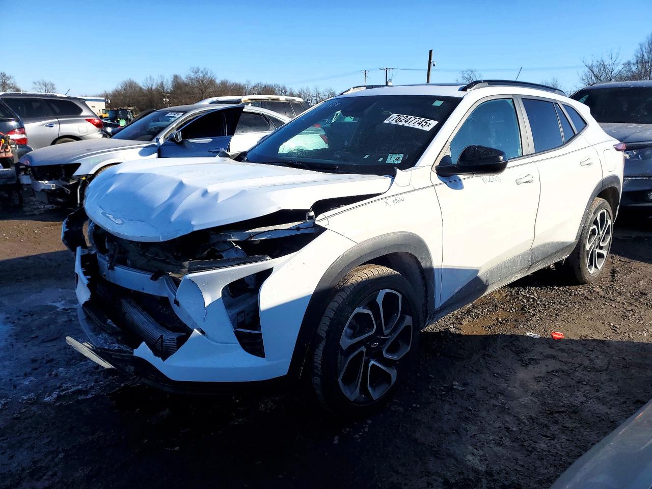 Salvage Chevrolet Trax Image