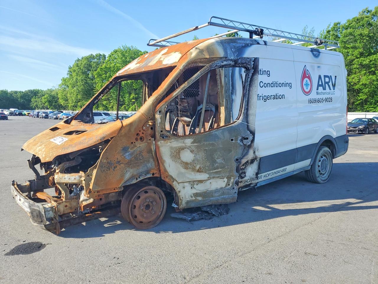 Salvage Ford Transit Image