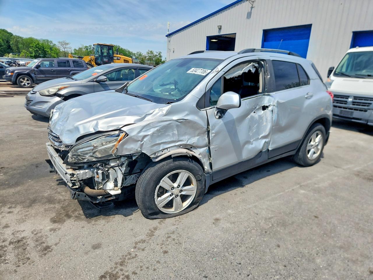 Salvage Chevrolet Trax Image