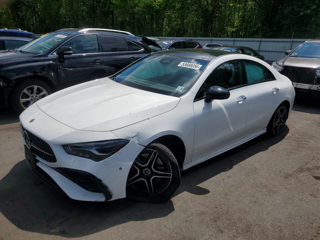 Salvage Mercedes-Benz Cla-class Image