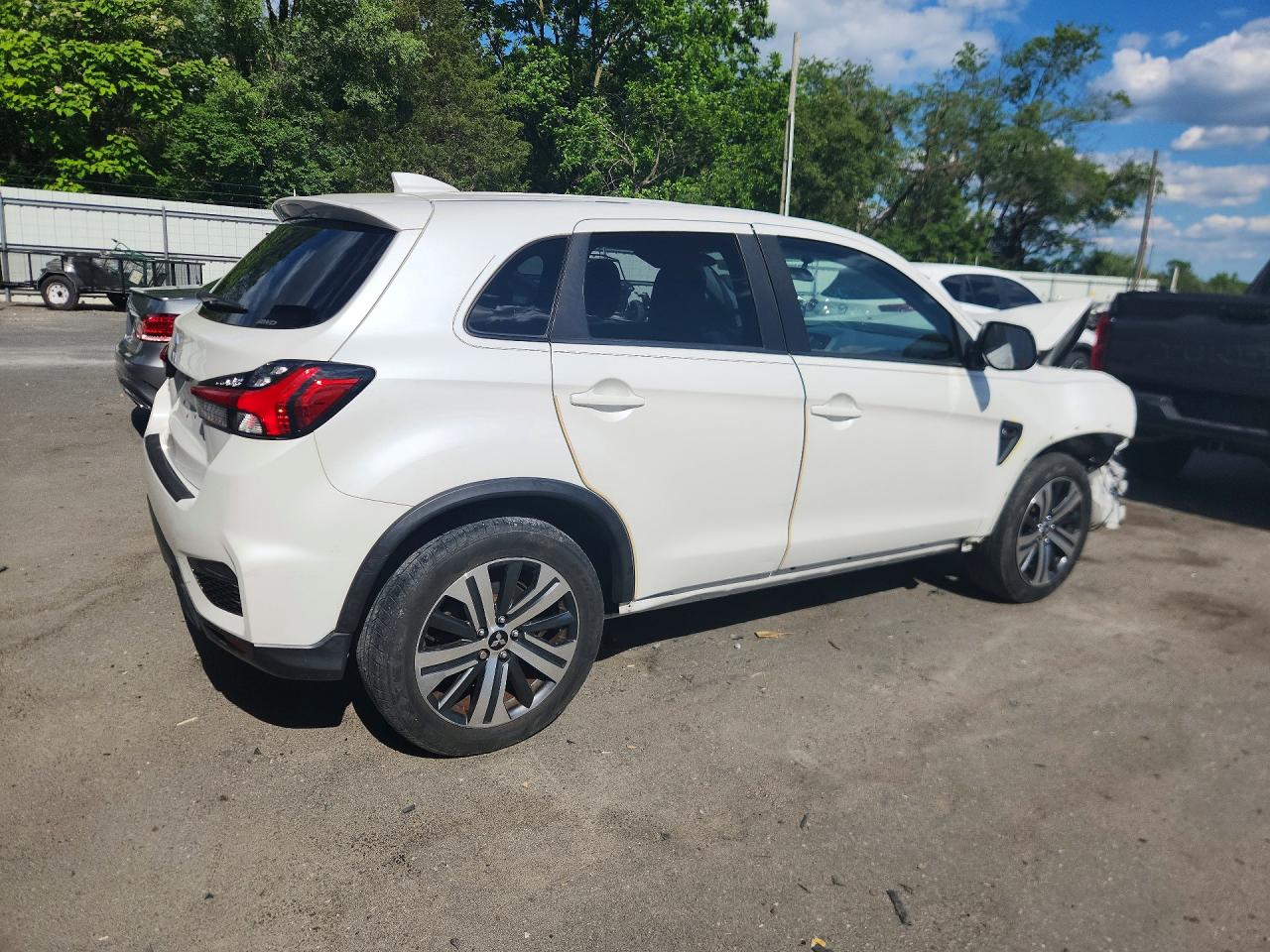 Mitsubishi Outlander Es