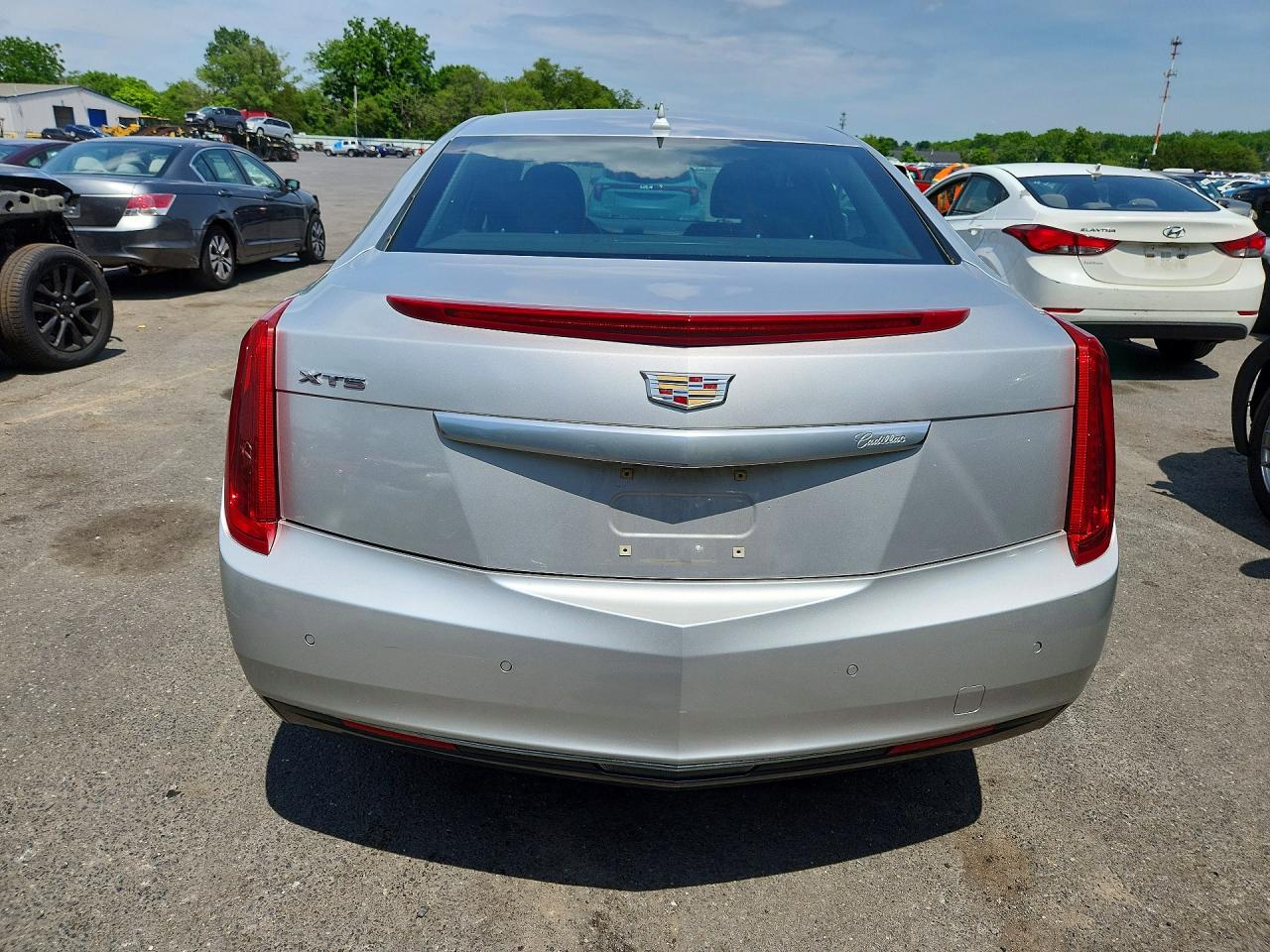 Cadillac XTS