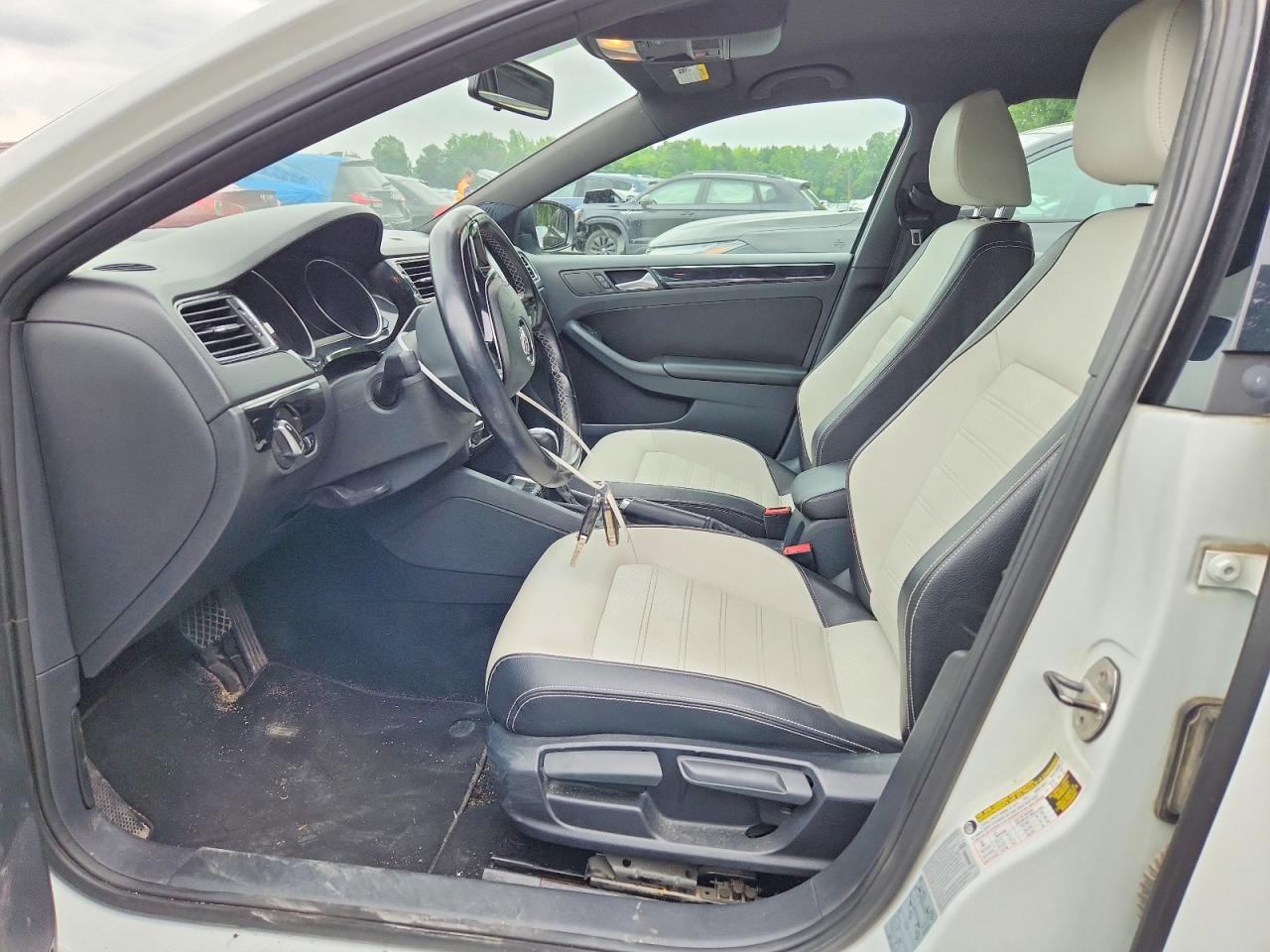 Volkswagen Jetta Se