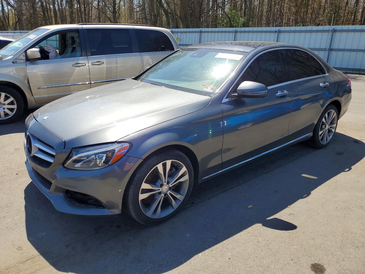 Salvage Mercedes-Benz C-Class Image