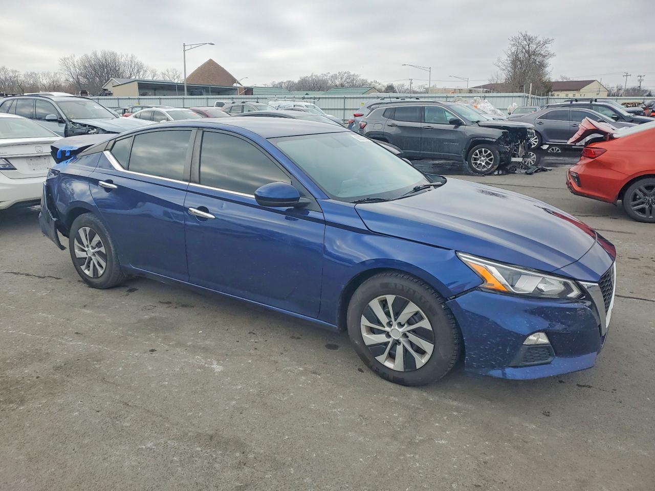 Nissan Altima S
