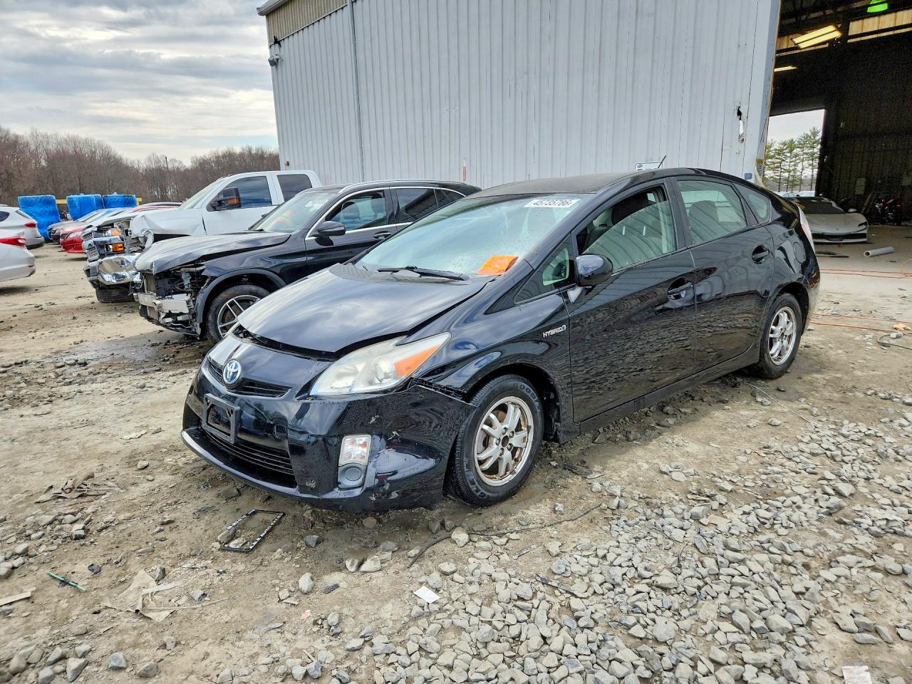 Salvage Toyota Prius Image