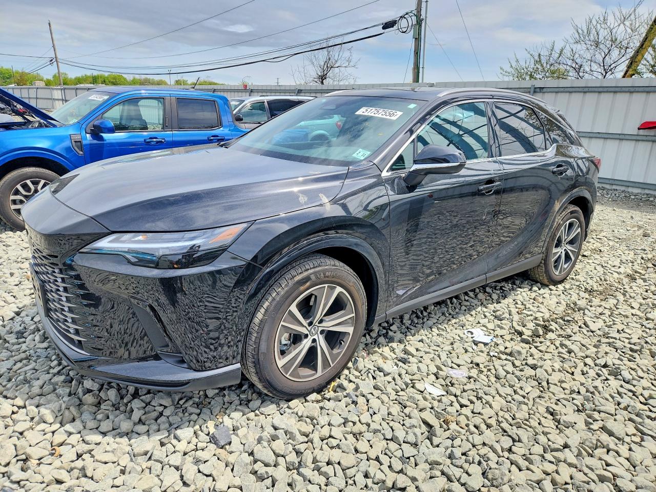 Salvage Lexus RX Image