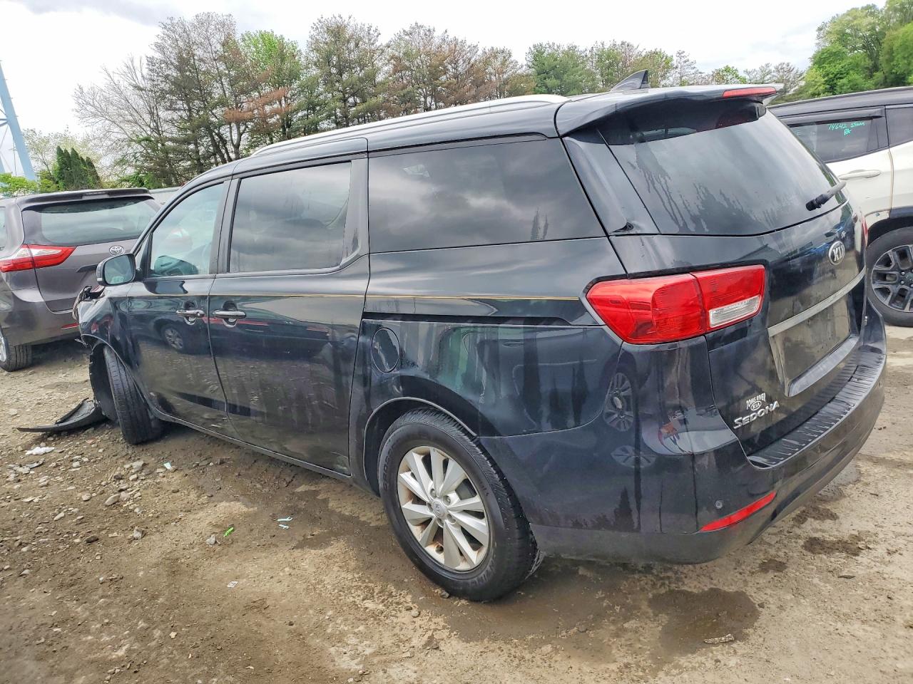 Kia Sedona Lx