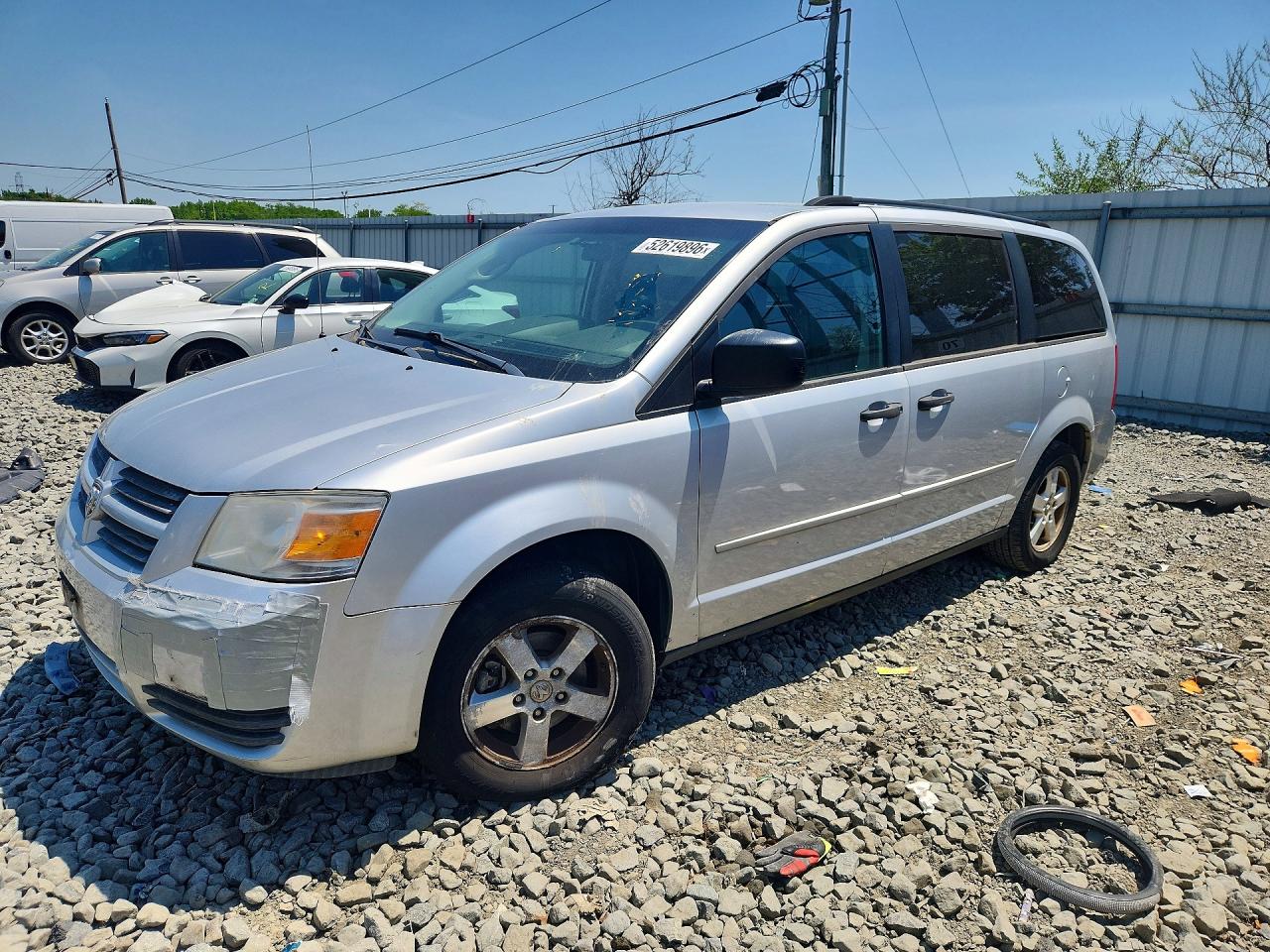 Salvage Dodge Caravan Image