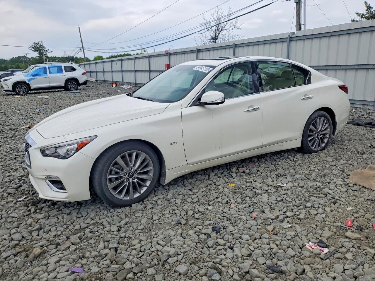 Salvage INFINITI Q50 Image