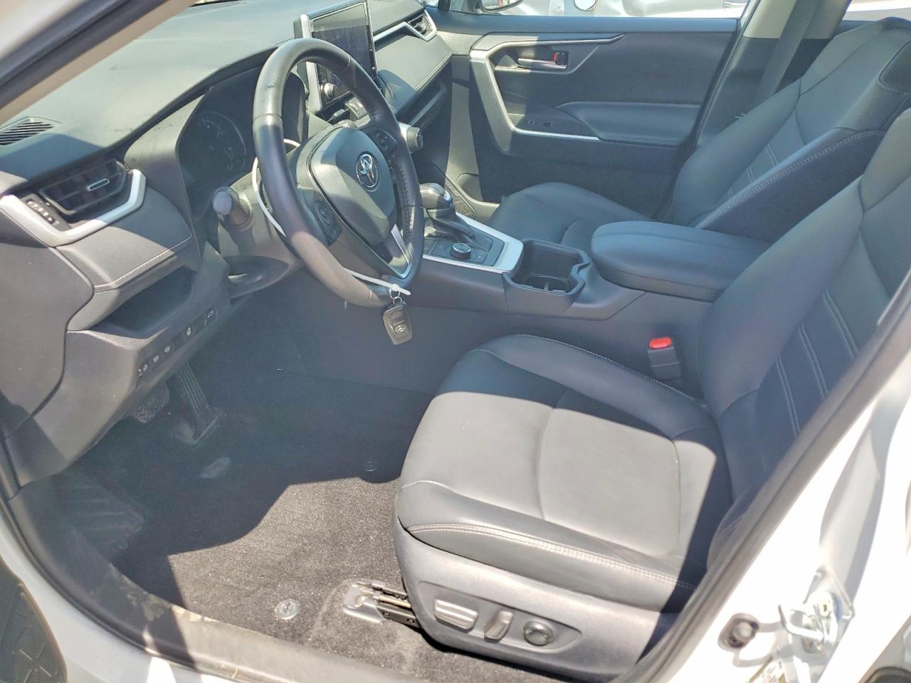 Toyota RAV4 Xle Premium