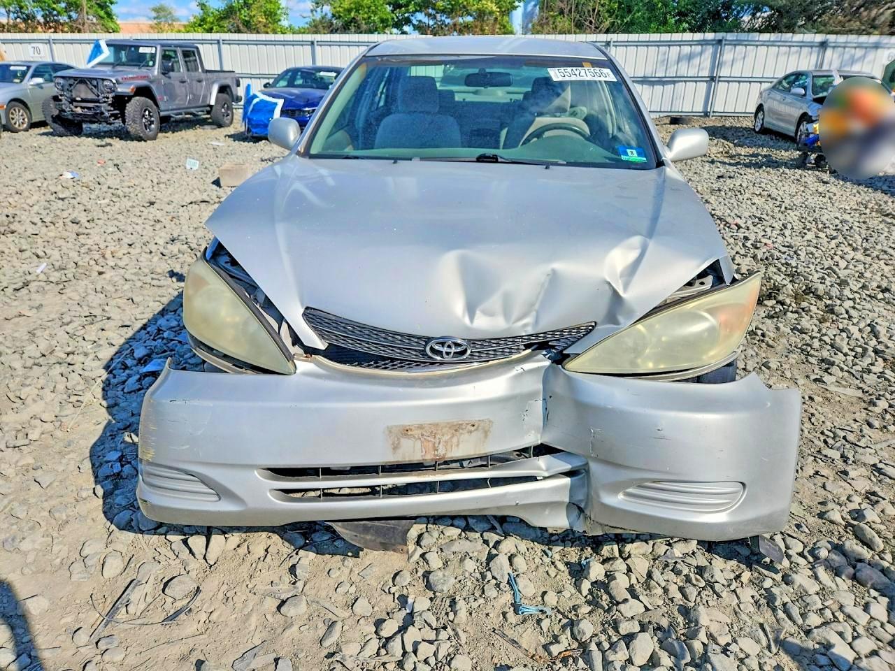 Toyota Camry Le
