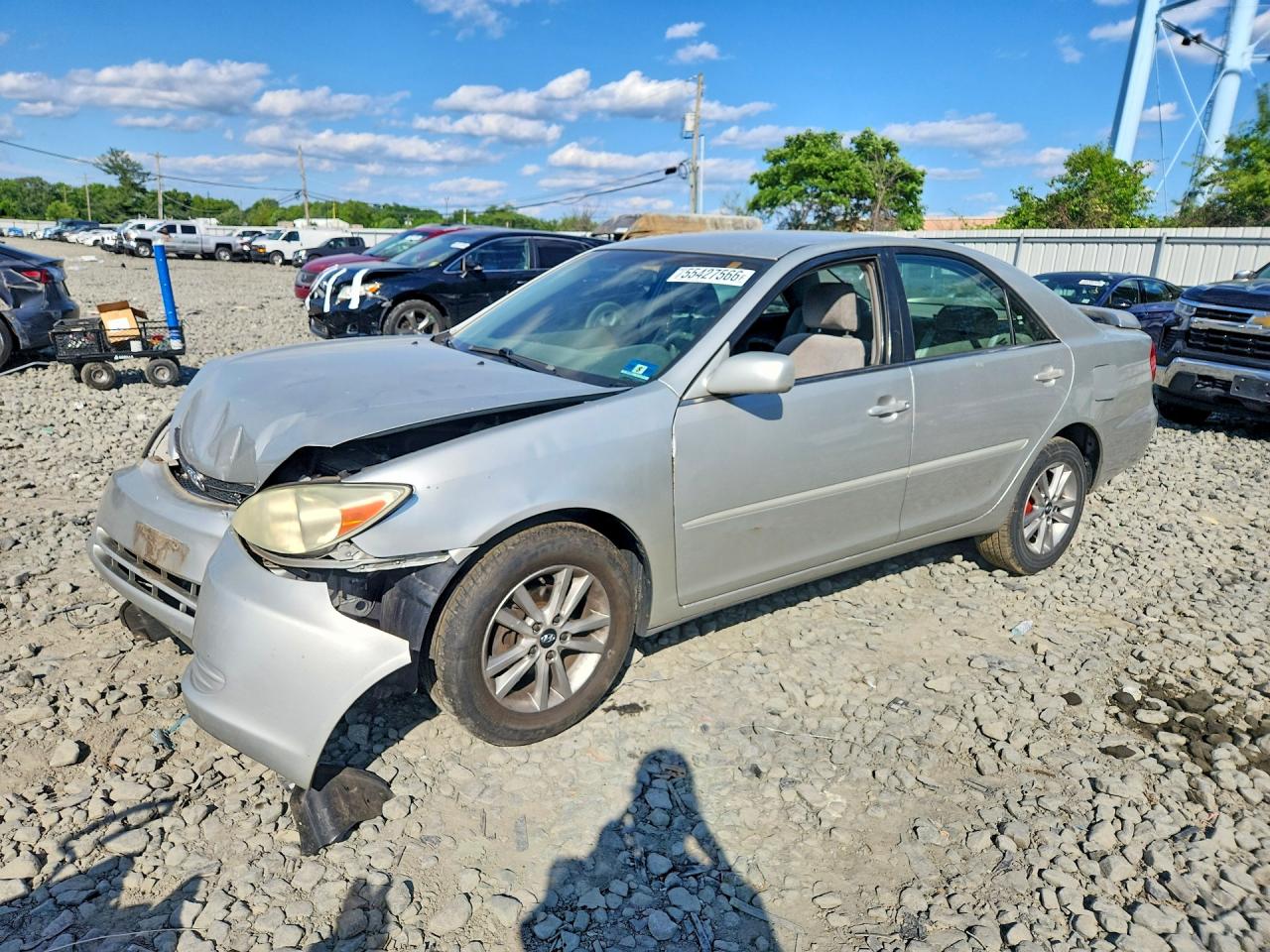 Salvage Toyota Camry Image