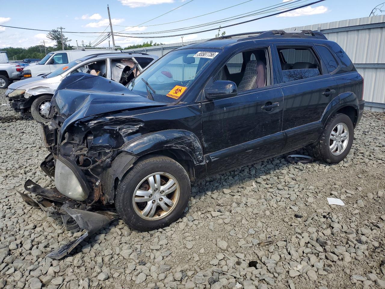 Salvage Hyundai TUCSON Image