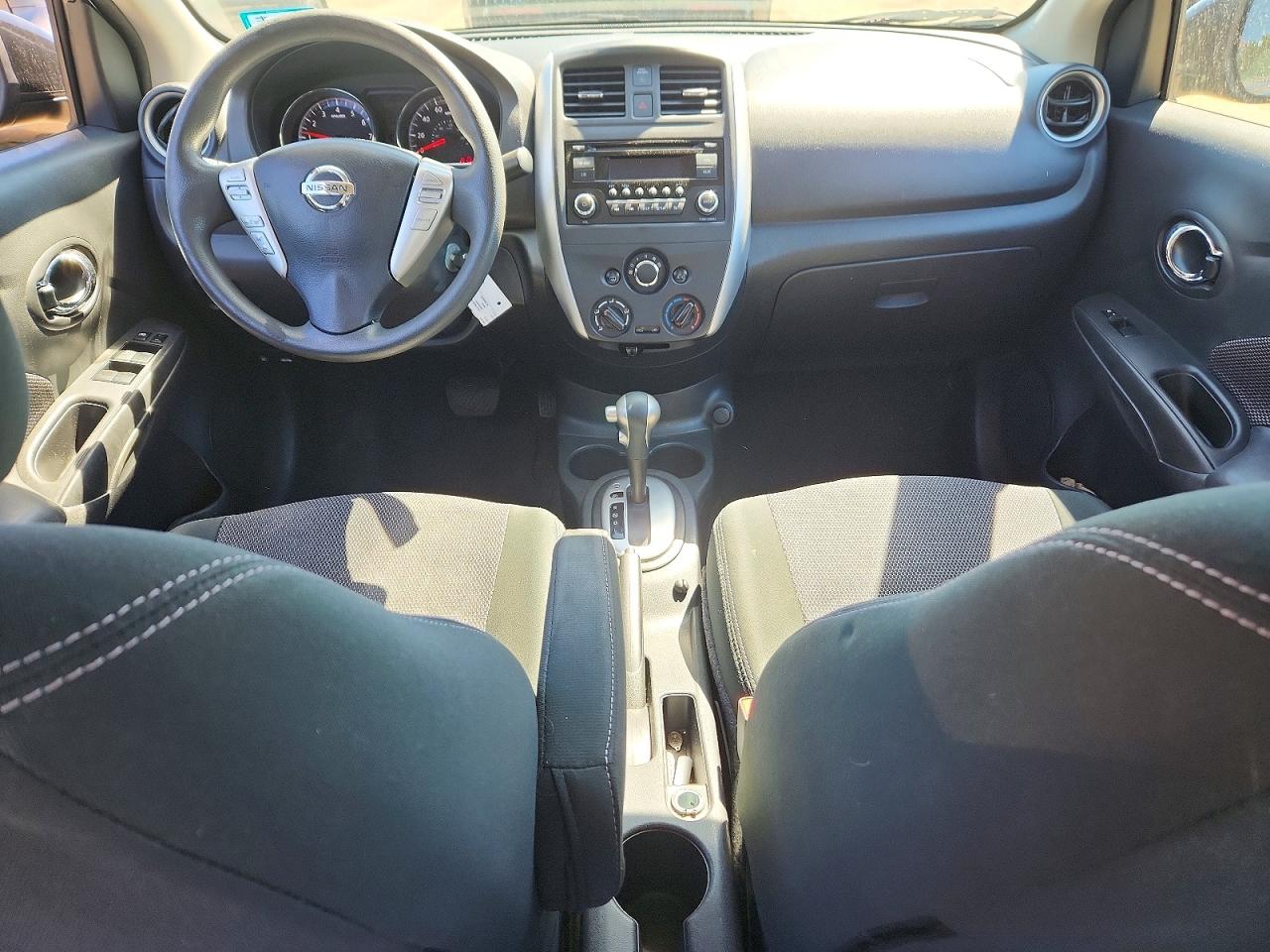 Nissan Versa 1.6 Sv