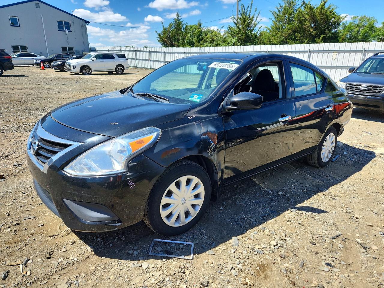 Salvage Nissan Versa Image