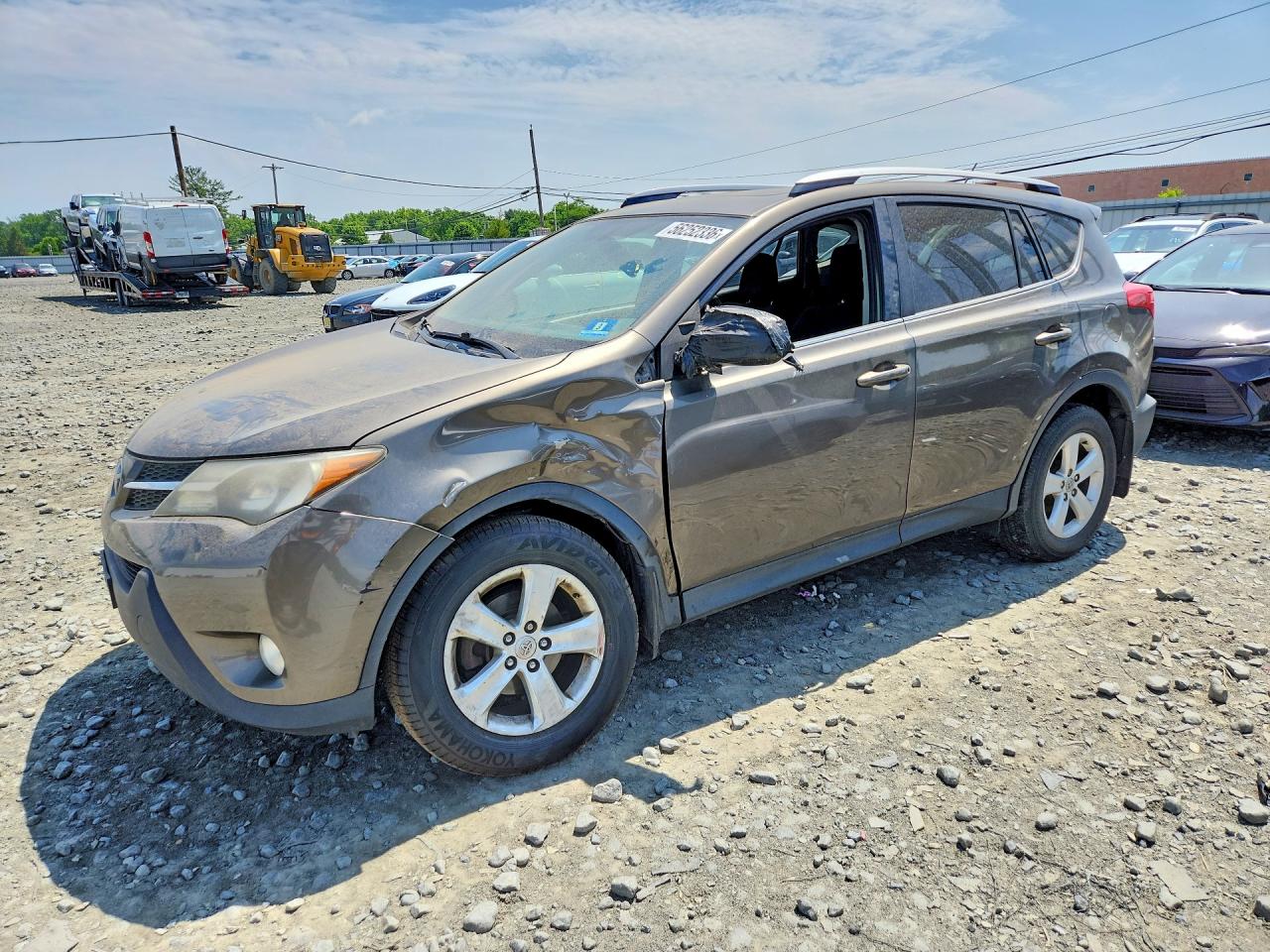 Salvage Toyota RAV4 Image