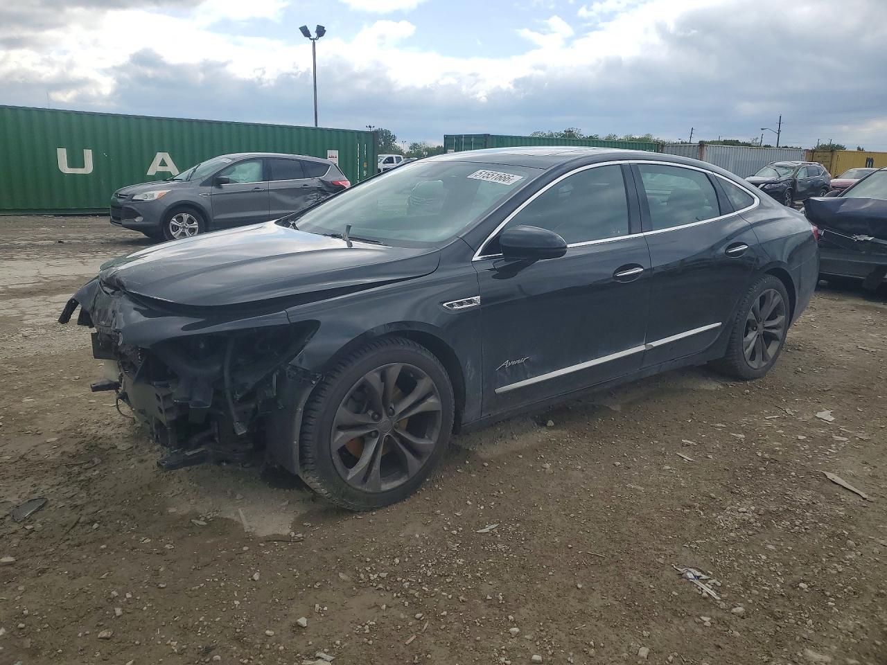 Salvage Buick LaCrosse Image