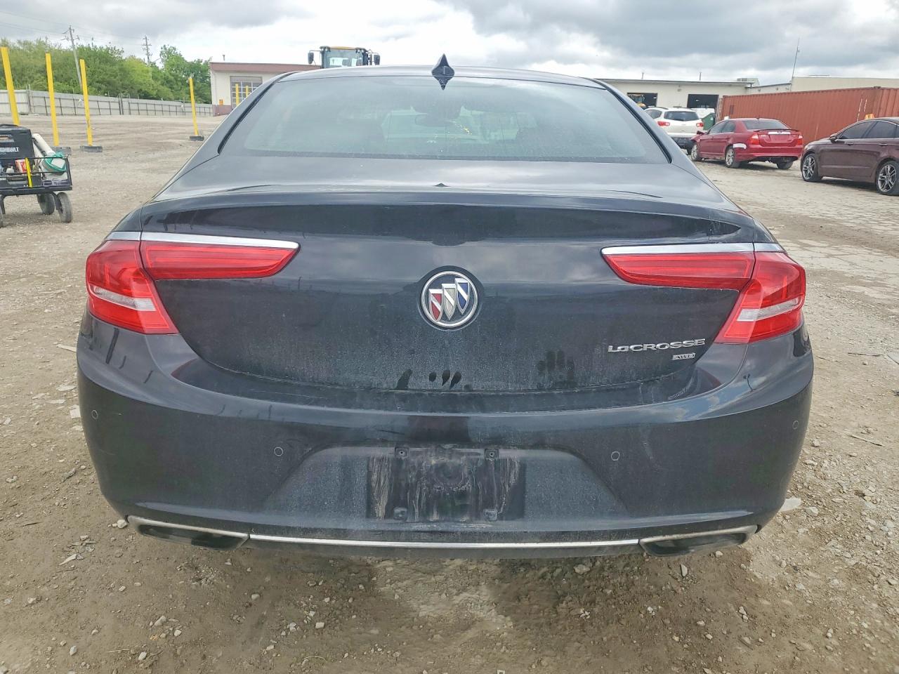 Buick LaCrosse Avenir