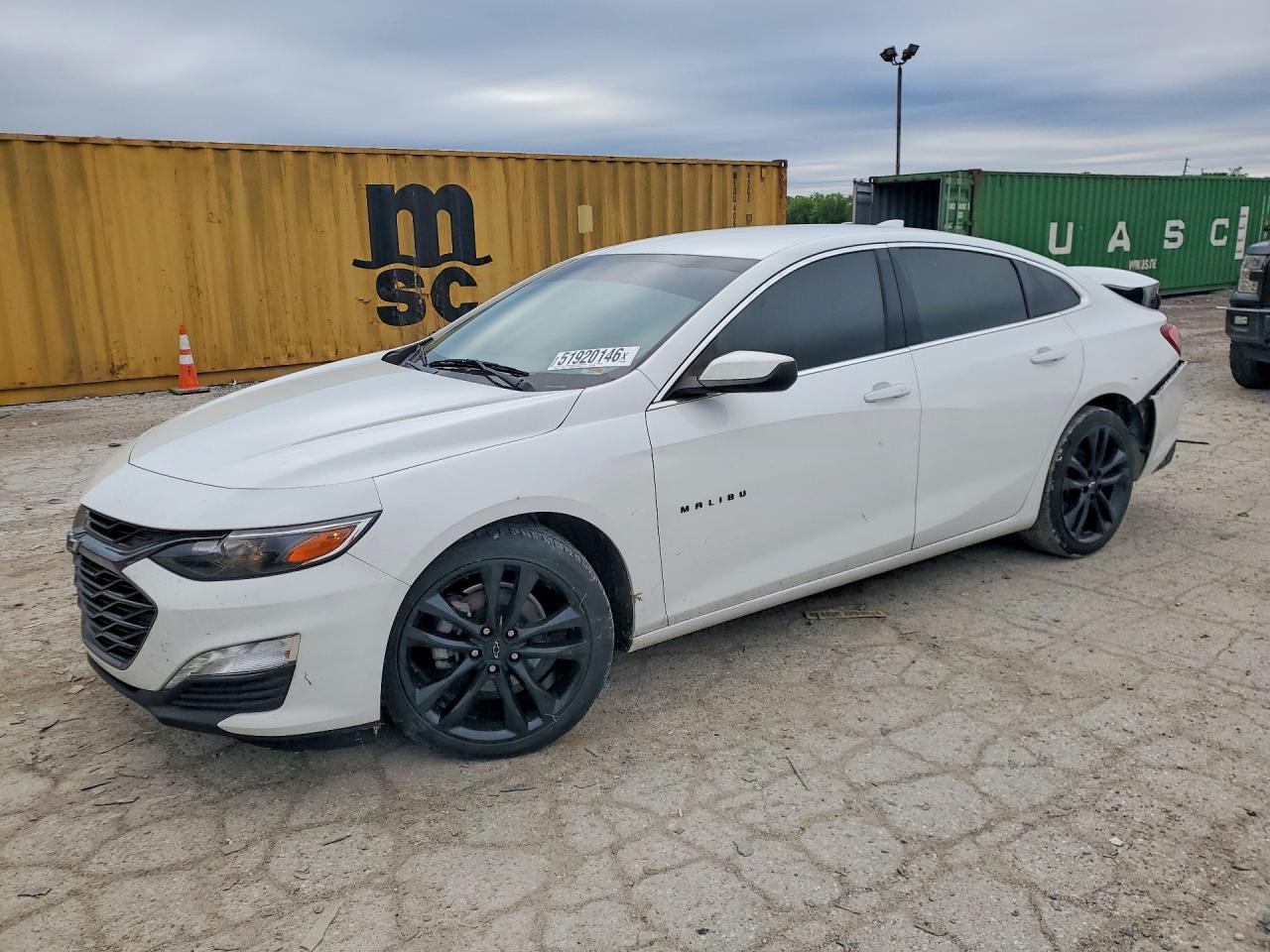Salvage Chevrolet Malibu Image