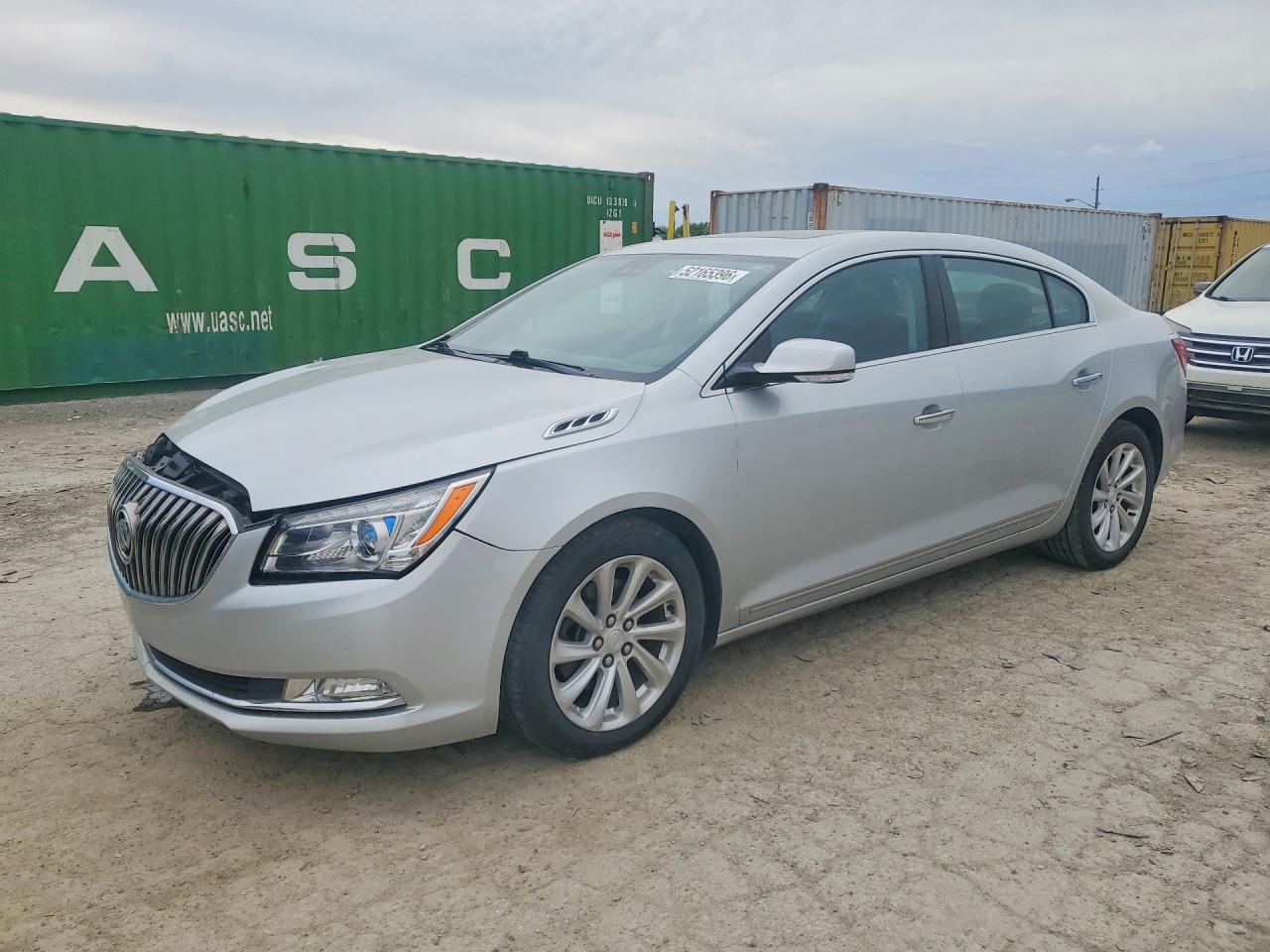 Salvage Buick LaCrosse Image