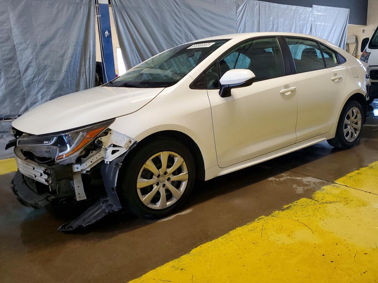 Salvage Toyota Corolla Image