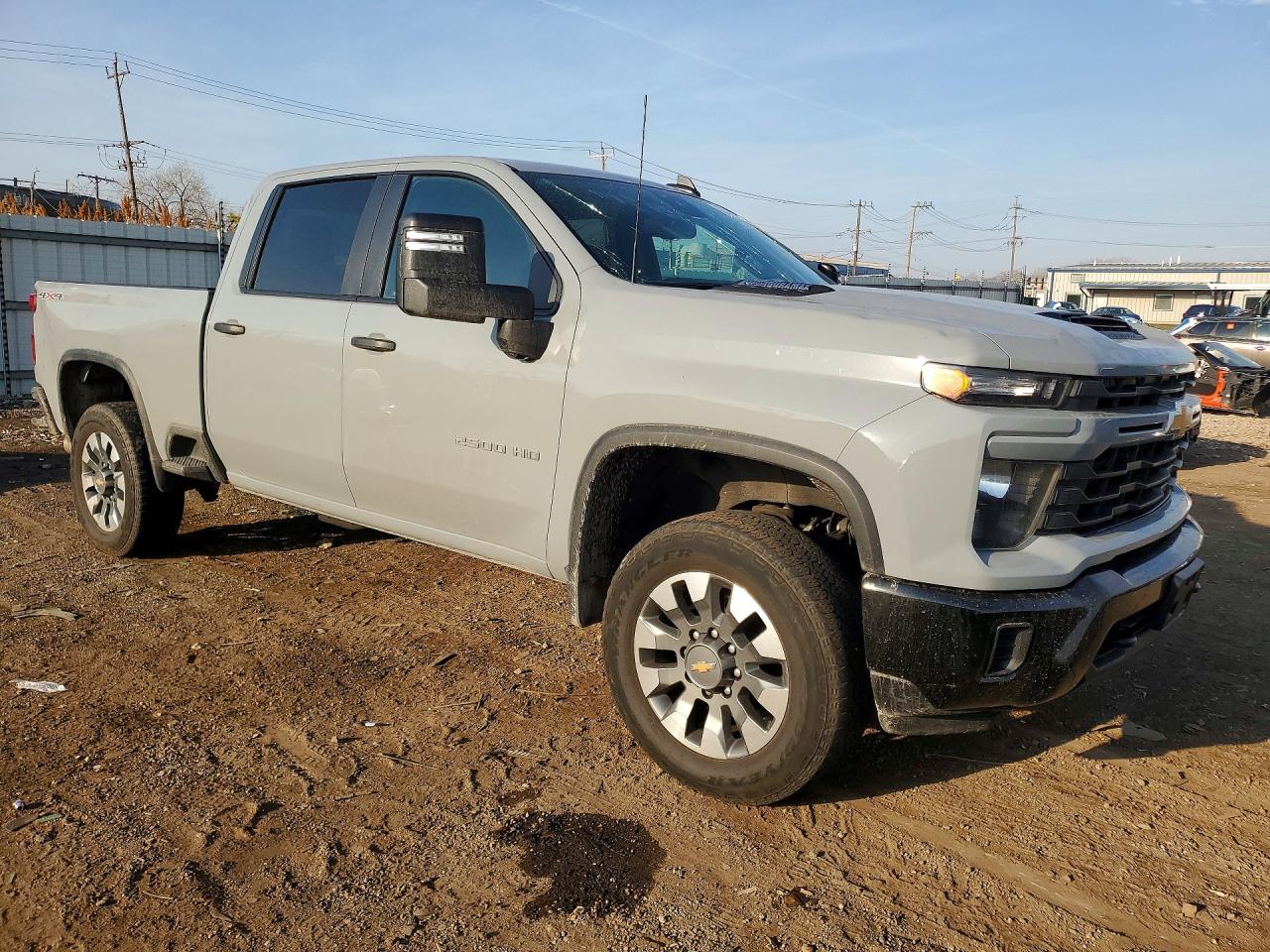 Chevrolet Silverado K2500 Custom