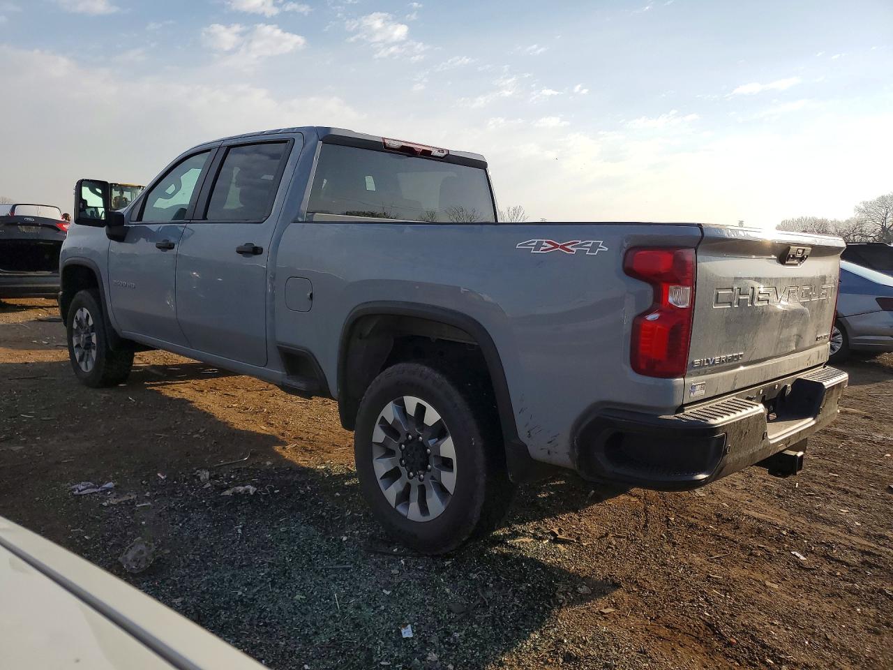 Chevrolet Silverado K2500 Custom