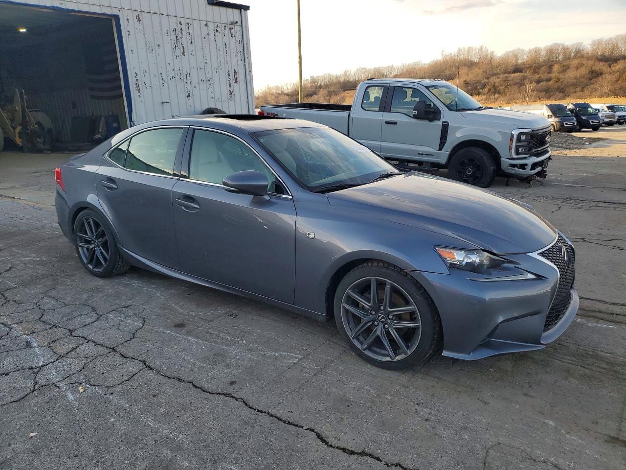 Lexus Is Base