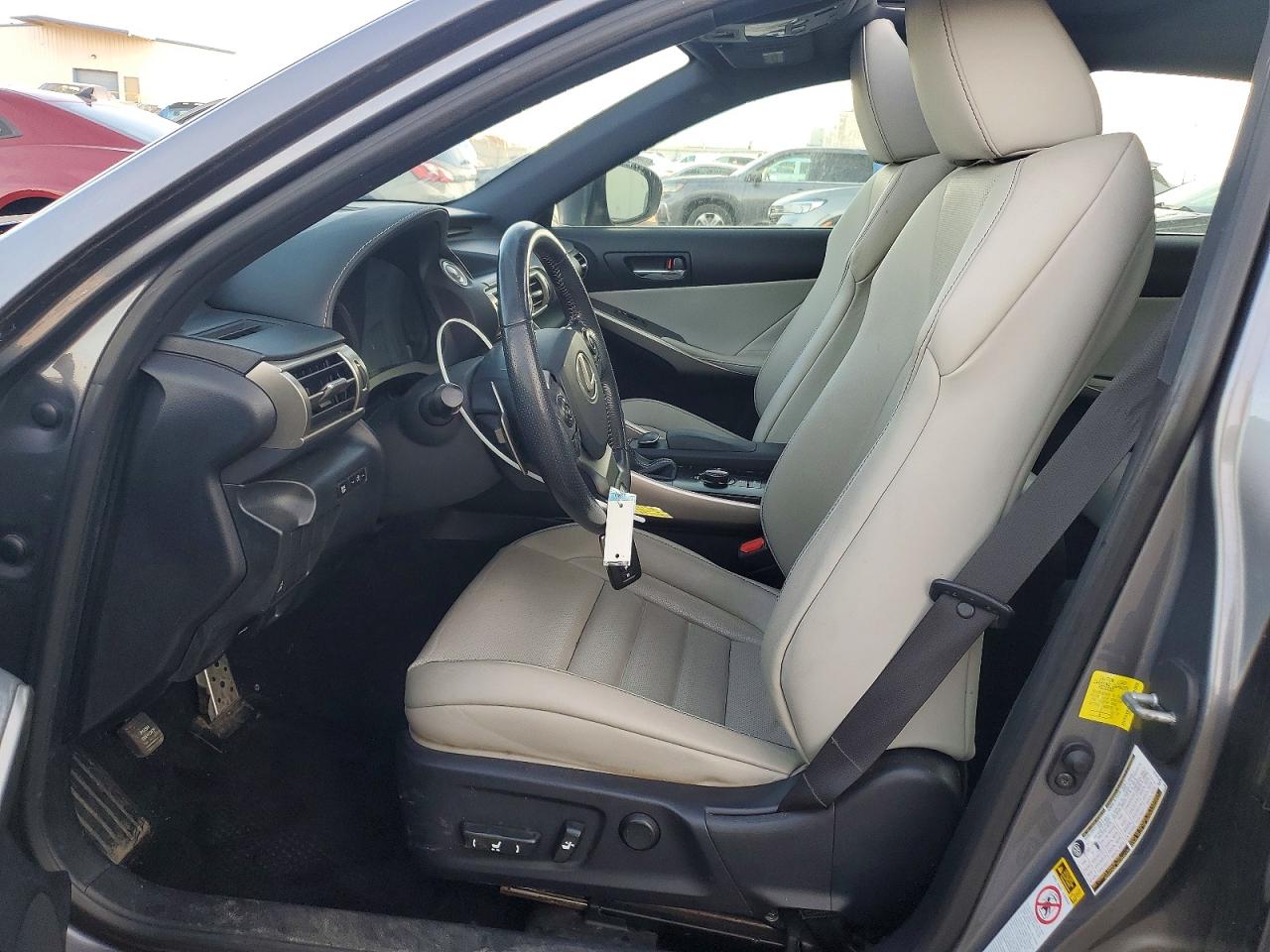 Lexus Is Base