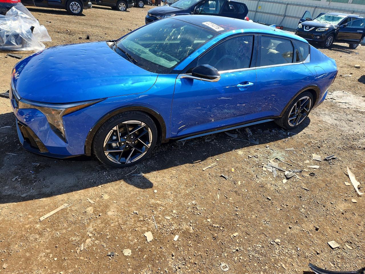 Salvage Kia K4 Image