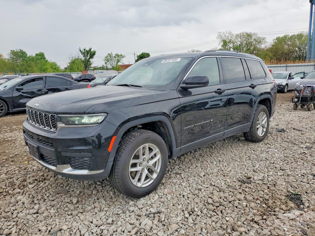 Salvage Jeep Cherokee Image