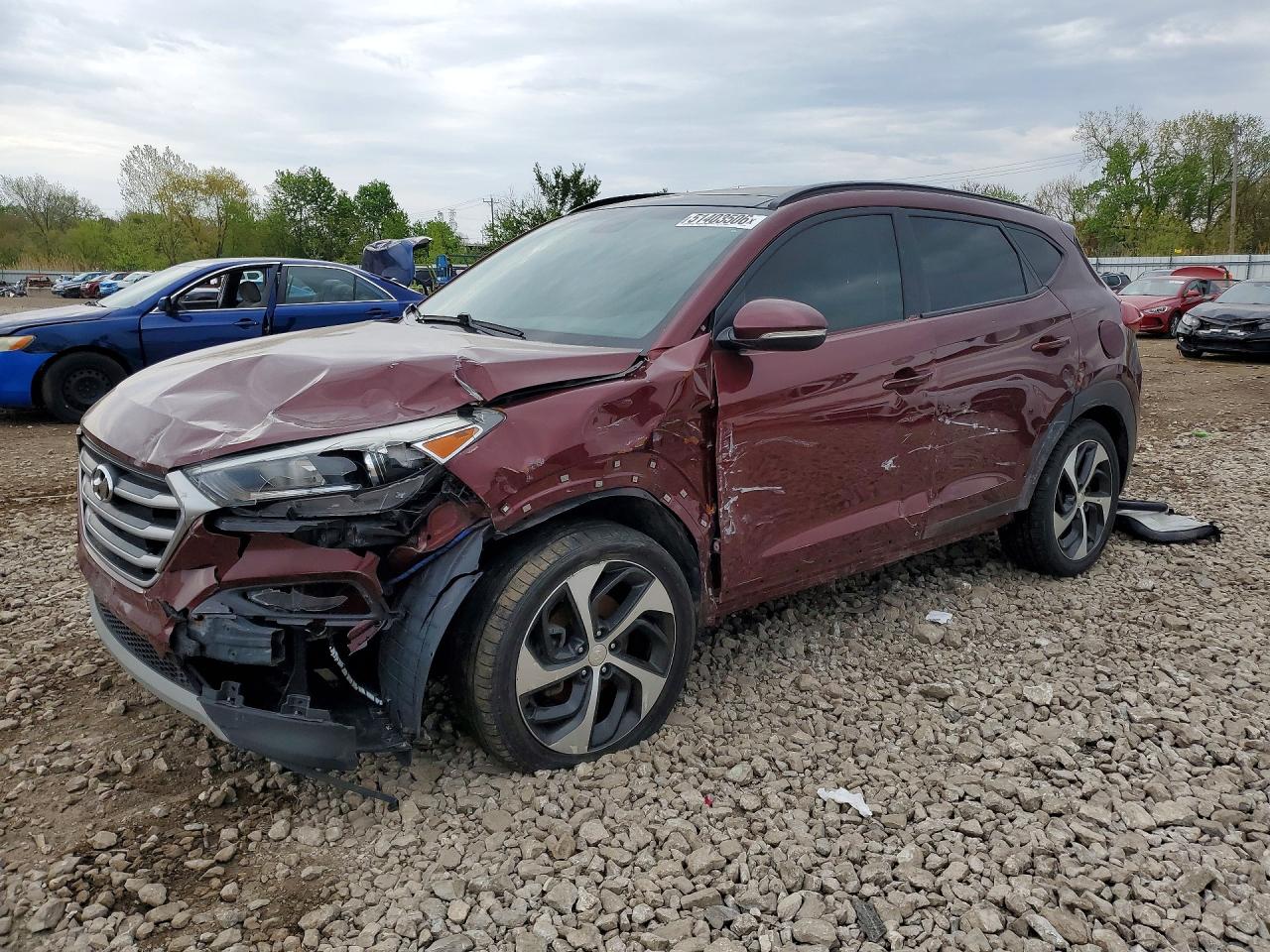 Salvage Hyundai TUCSON Image