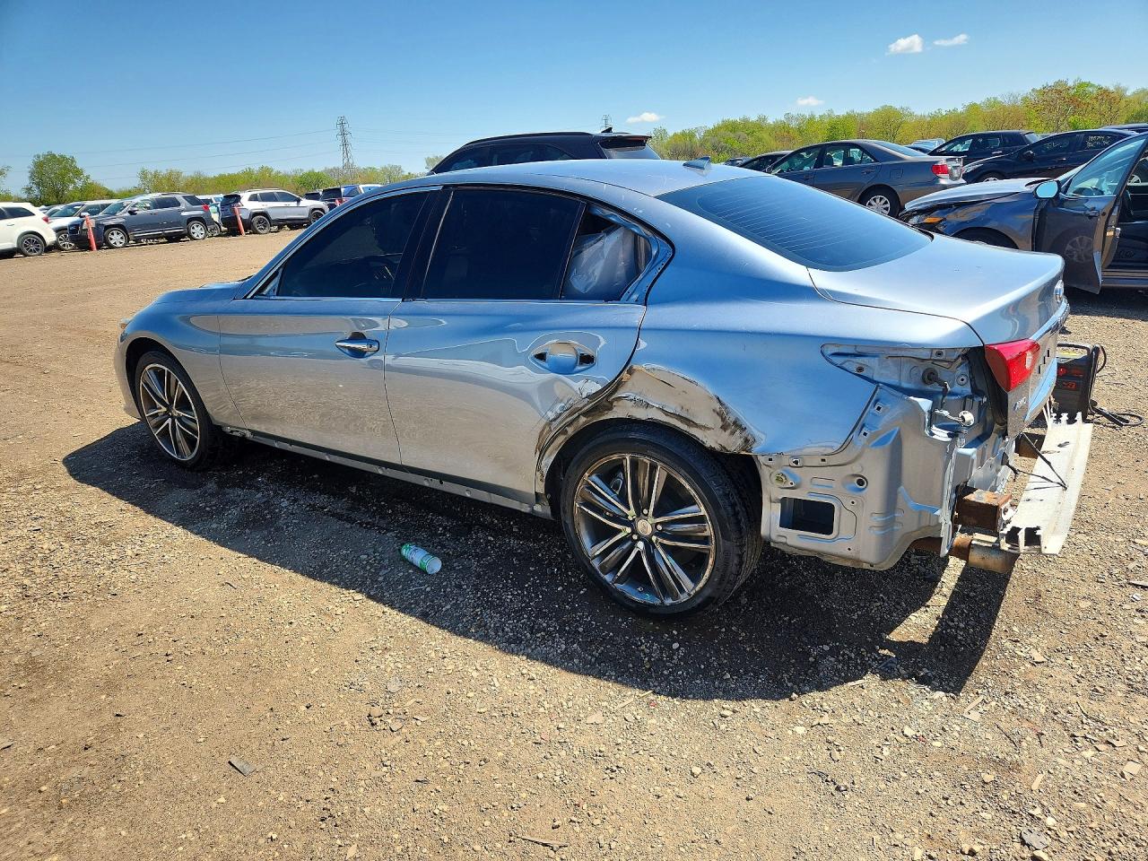 INFINITI Q50 Base