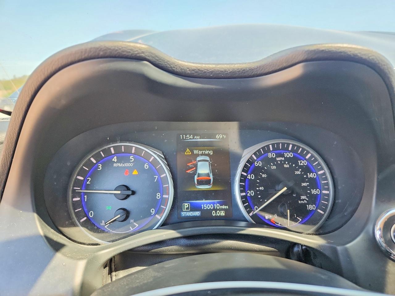INFINITI Q50 Base