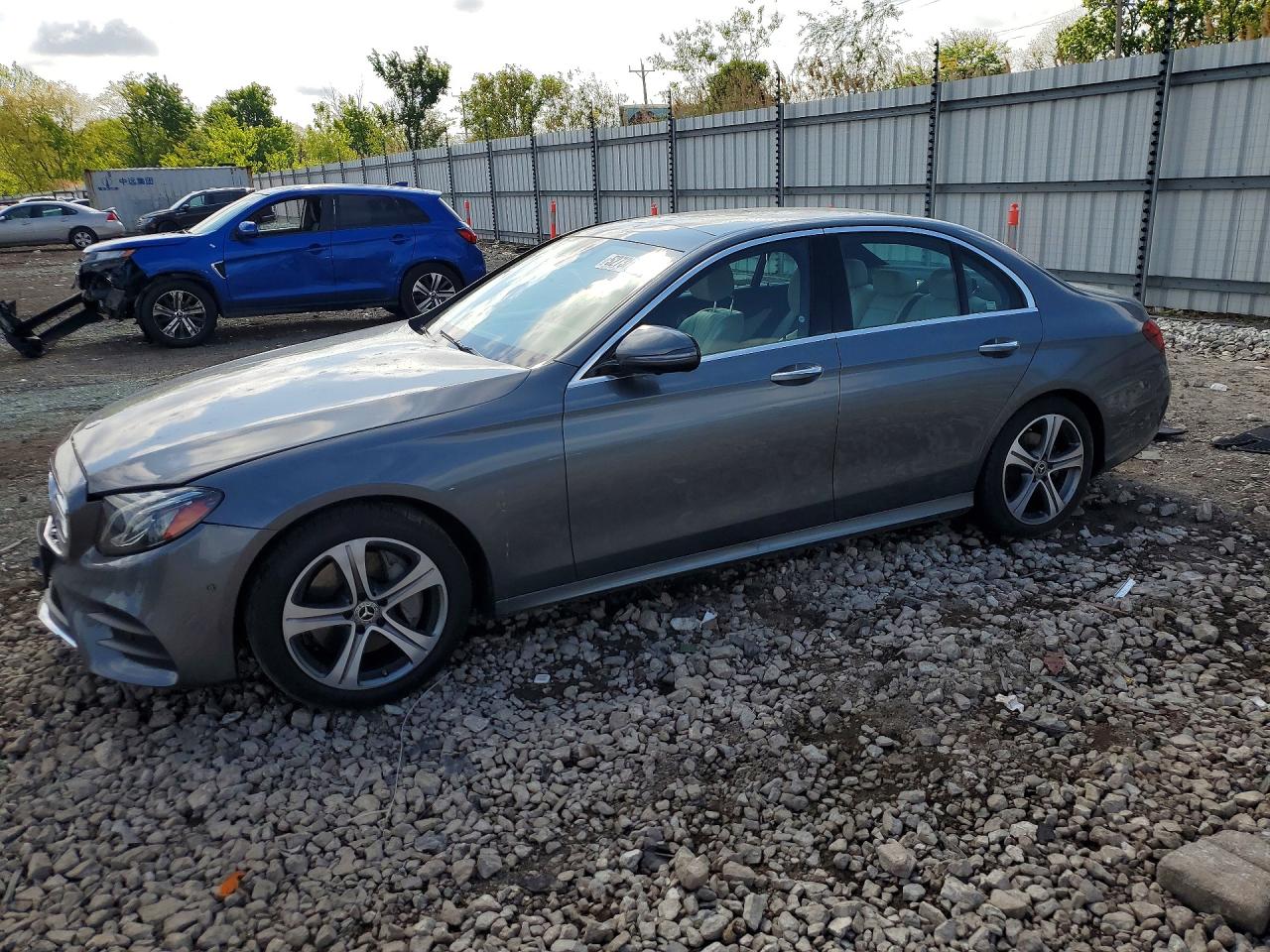 Salvage Mercedes-Benz E-Class Image