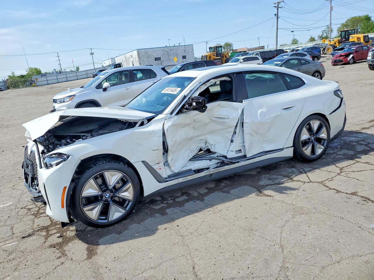 Salvage BMW i4 Image