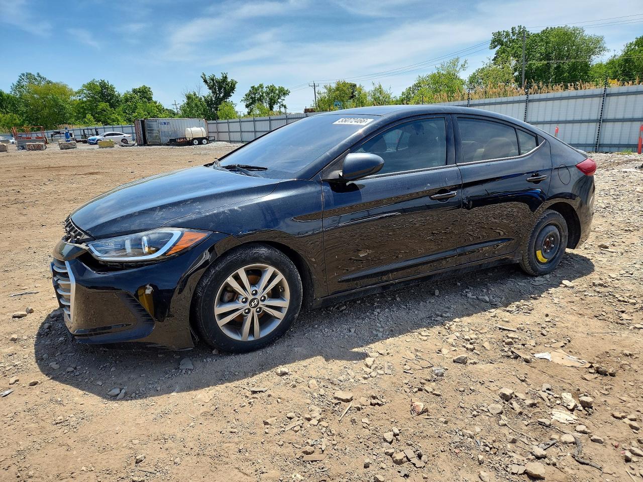 Salvage Hyundai ELANTRA Image