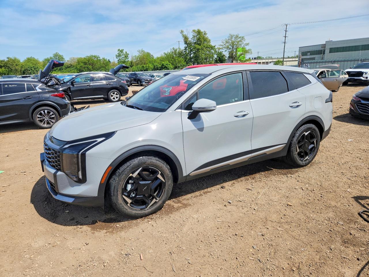 Salvage Kia Sportage Image