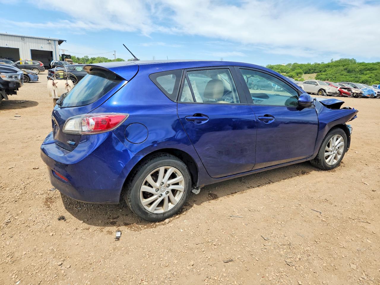 Mazda 3 I