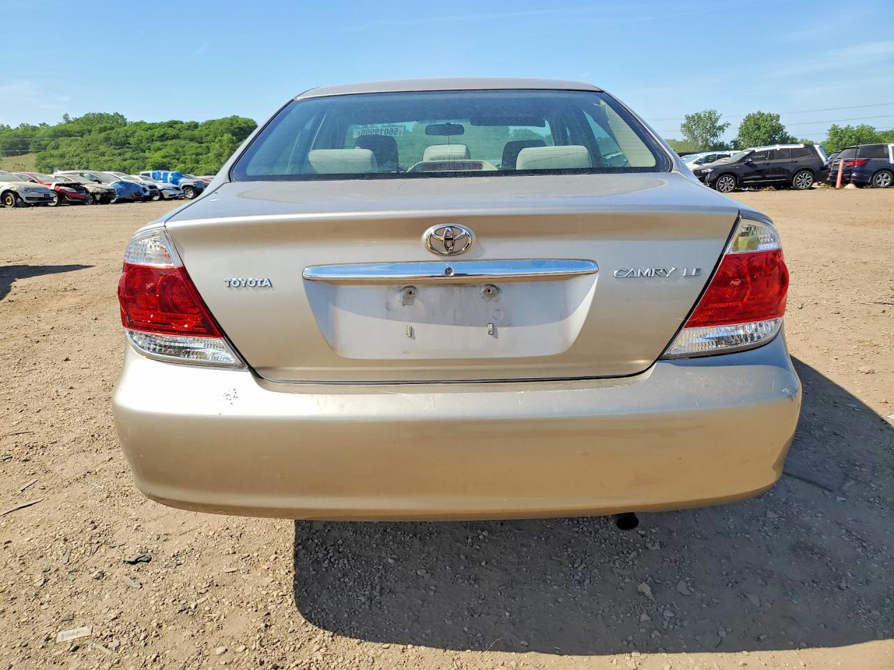 Toyota Camry Le