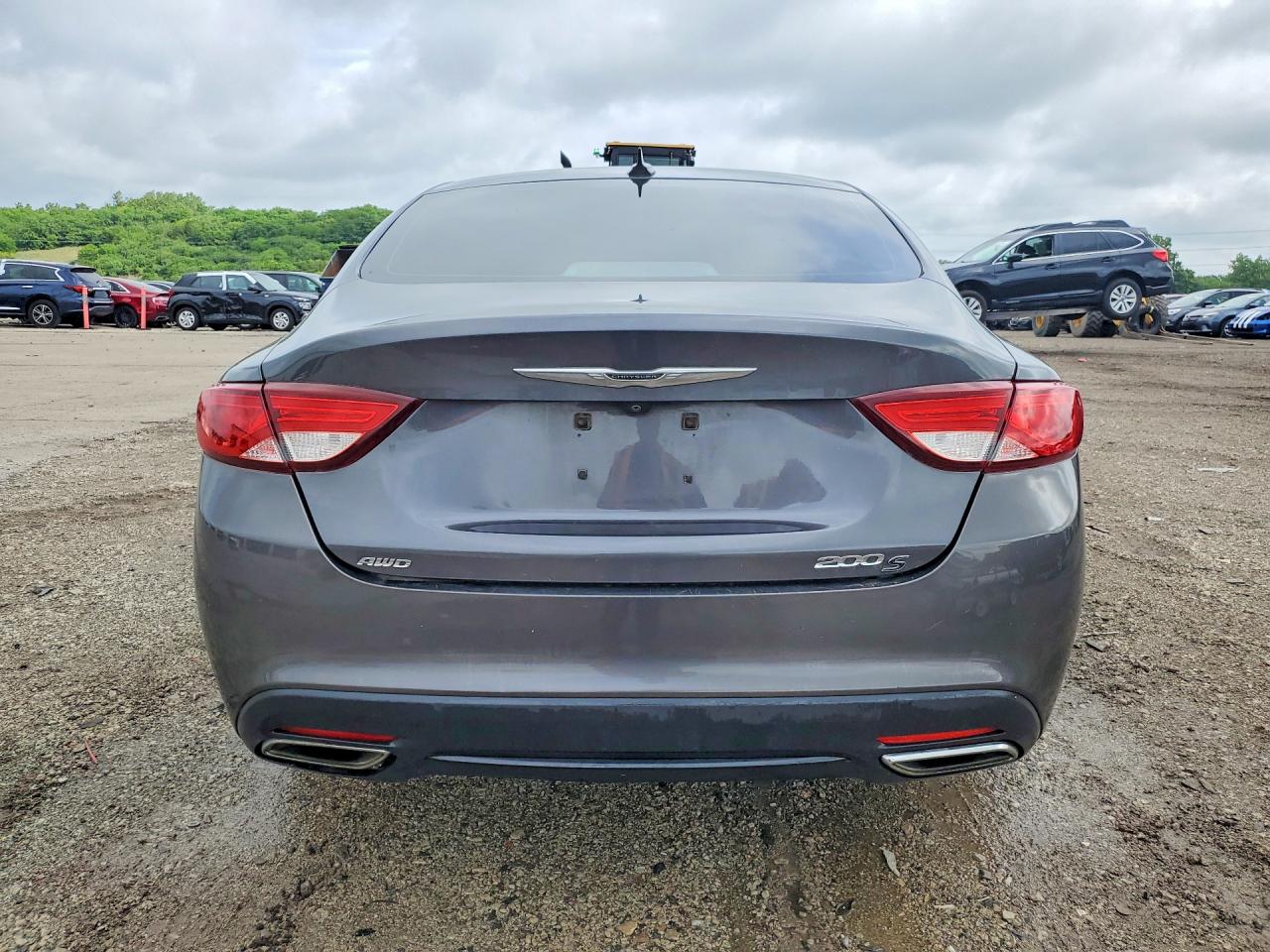 Chrysler 200 S