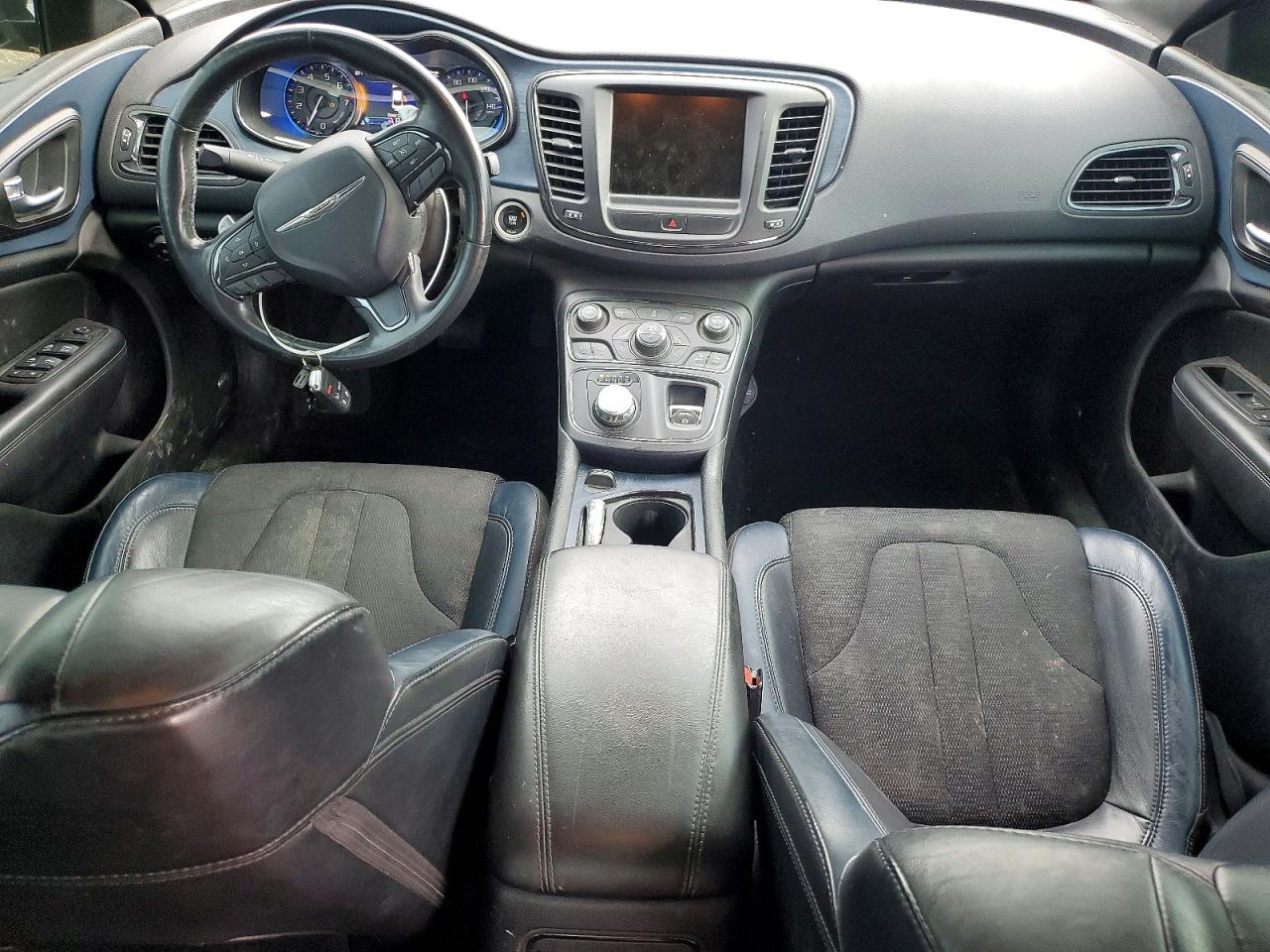Chrysler 200 S