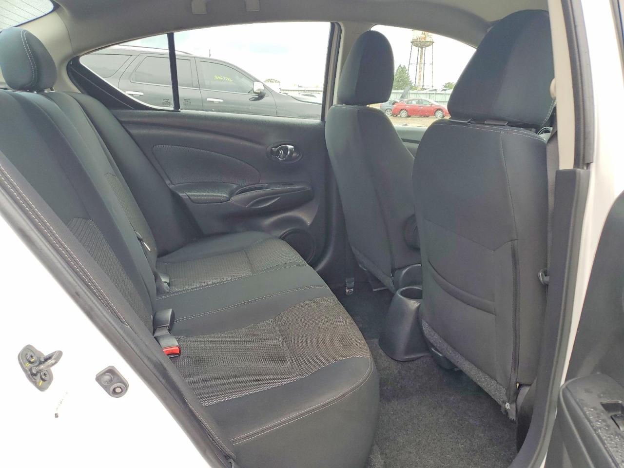 Nissan Versa Sv