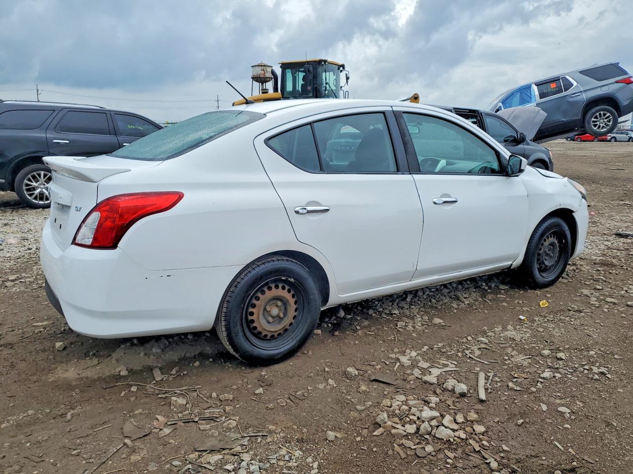 Nissan Versa Sv