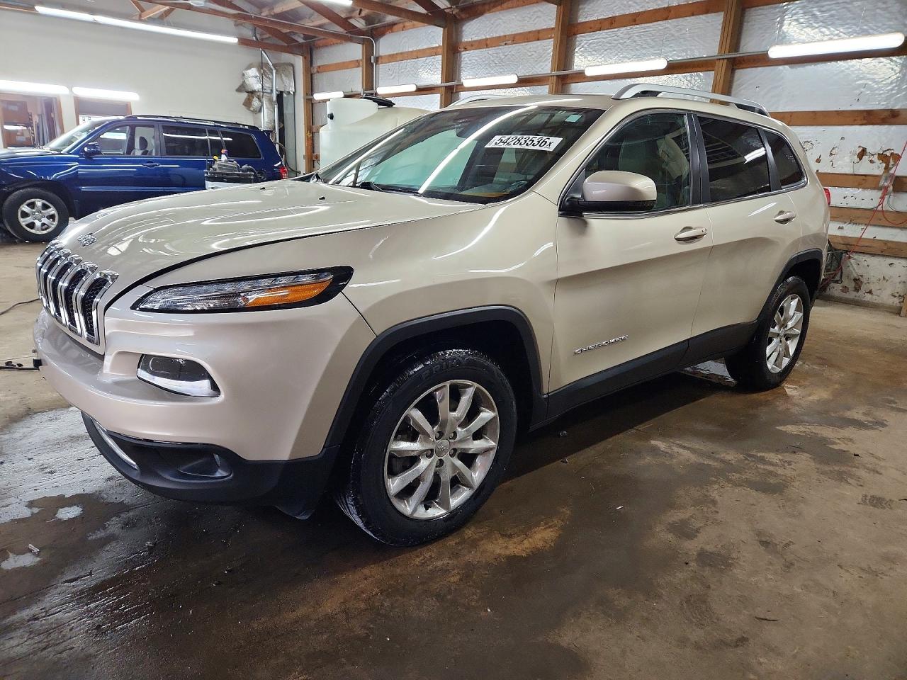 Salvage Jeep Cherokee Image